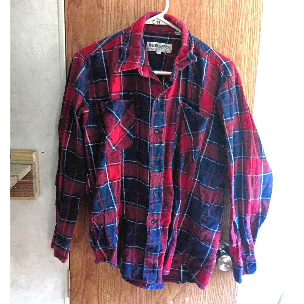 Vintage Wilderness Heavyweight Flannel Overshirt Red Plaid Workwear Cabin Core